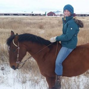 Meet your Posher, Karin